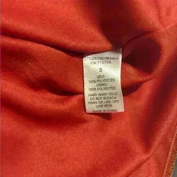 The Moon Red Romantic Floral Dress. Size Smalll. Perfect Condition - Picture 6 of 7